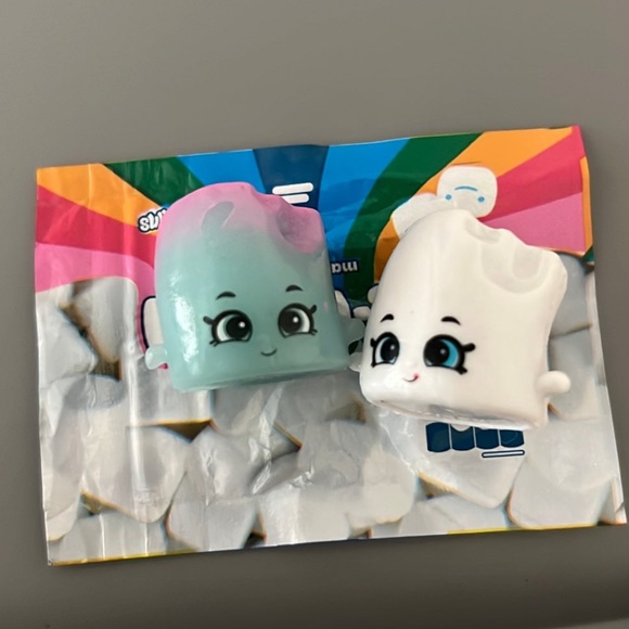 Shopkins real littles